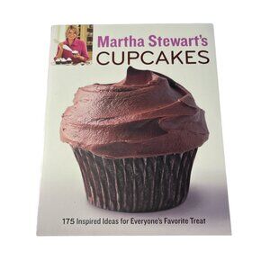 BOOK Martha Stewart's Cupcakes Cookbook 175 Treats 352 Pages Illustrated